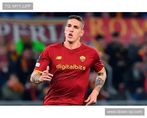 科莫升班马赛季高开低走，欧战资格竞争遇挑战